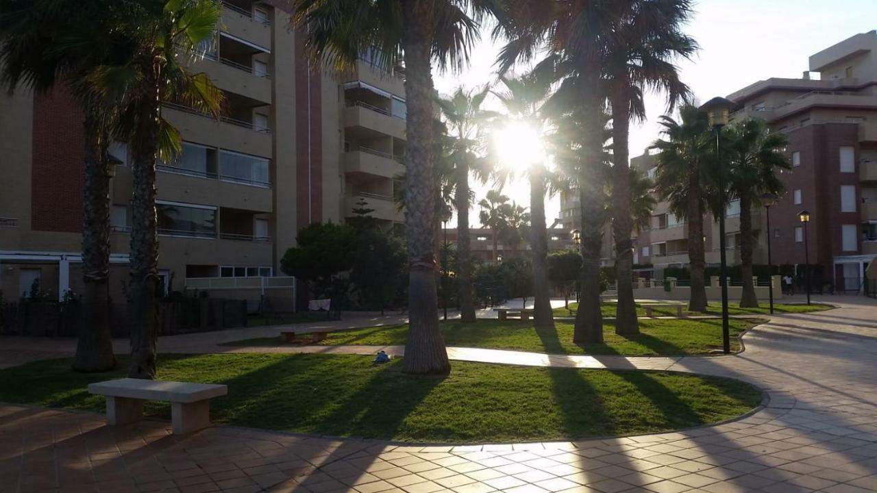 Primera Linea De Playa Roquetas de Mar Kültér fotó